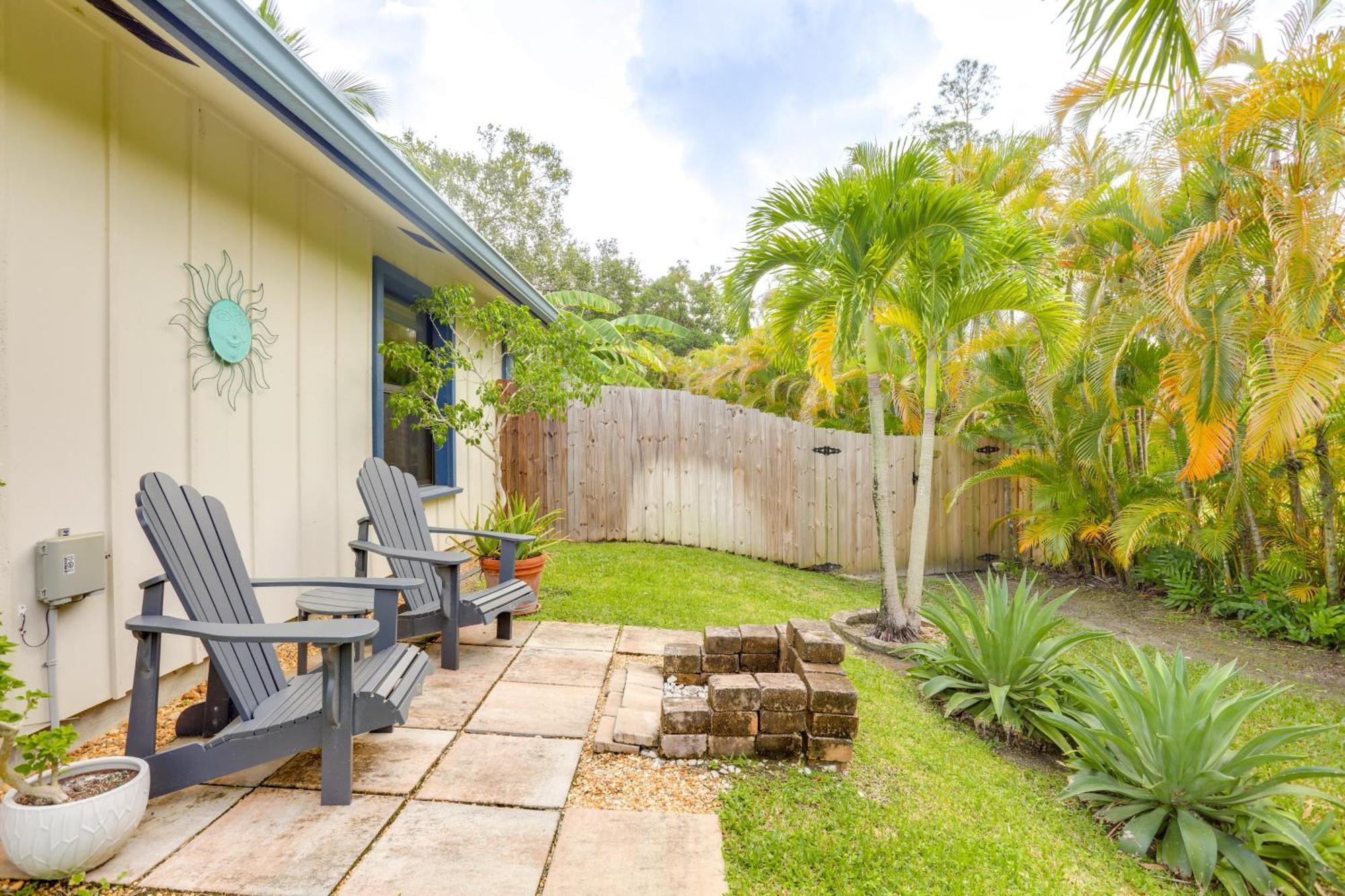 Jupiter Cottage With Patio, Gas Grill And Fire Pit! Exterior photo